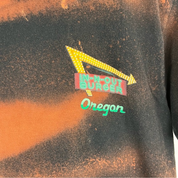 IN N OUT | Oregon Spray Tie Dye Graphic Tee Mens Size Small - Picture 2 of 6
